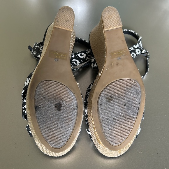 PINK & PEPPER Women's Dynemite Espadrille Sandal,  Wedge Heel Black White size 9 - Picture 13 of 16